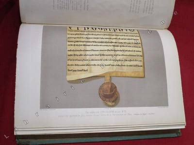 Histoire générale de Paris : Les Armoiries de la Ville de Paris. Sceaux, Emblèmes, Couleurs, Devises, Livrées et Cérémonies publiques (3 volumes).
