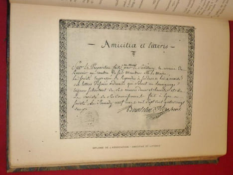 Dictionnaire de Lyonnaiseries. Les Hommes, Le Sol, Les Rues, Histoires et Légendes. Préface de Me Paul Creyssel (4 volumes).. MAYNARD, Louis. 