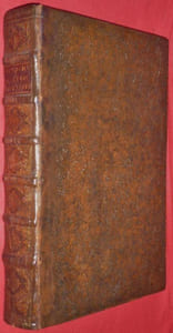 Histoire Civile ou Consulaire de la Ville de LYON, justifiée par Chartres, Titres, Chroniques, Manuscrits, Autheurs Anciens & Modernes, & autres Preuves, avec la Carte de la Ville, comme elle étoit il y a environ deux siècles. Par le P. Claude François Ménestrier, de la Compagnie de Jesus.