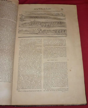 Histoire Civile ou Consulaire de la Ville de LYON, justifiée par Chartres, Titres, Chroniques, Manuscrits, Autheurs Anciens & Modernes, & autres ...