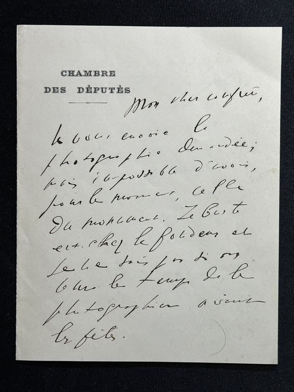 Lettre autographe signée à propos de la photographie de son buste pour la revue Cornemuse . Clovis HUGUES (1851-1907)
poète, romancier et homme ...