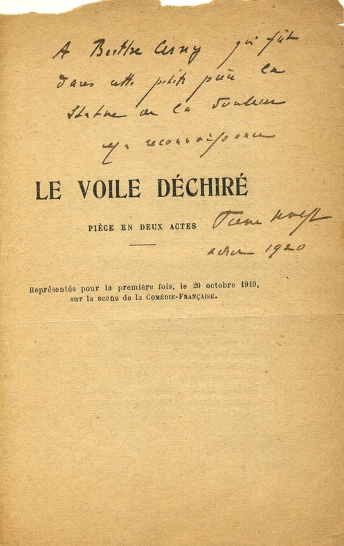 Magnifique envoi autographe signé à la comédienne Berthe Cerny interprète de sa pièce Le Voile Déchiré en 1919. PIERRE WOLFF / Berthe Cerny