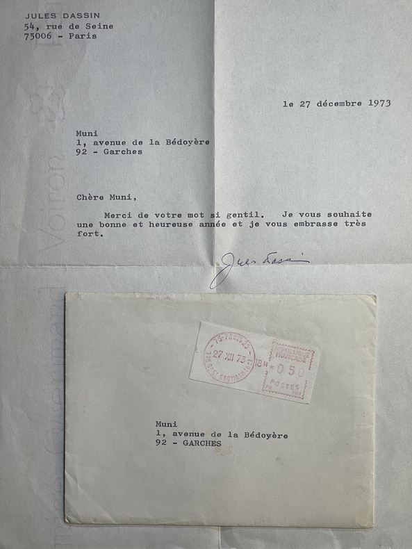 Lettre dactylographiée signée à la comédienne Muni 
Romain Gary Promesse de l'aube . Jules DASSIN (1911-2008)