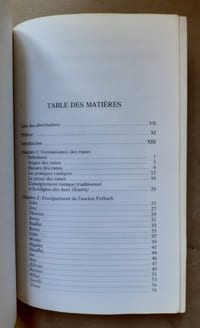 FUTHARK
MANUEL DE MAGIE RUNIQUE