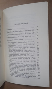 ETUDES DE SYMBOLIQUE CHRETIENNE
(Iconographie et Symbolique du Coeur de Jésus). CHARBONNEAU-LASSAY (Louis)