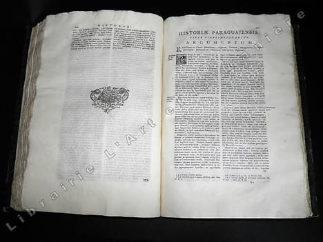 Historia Paraguajensis petri Francisci-Xaverii de Charlevoix, ex gallico latina, cum animadversionibus et supplemento. Histoire du Paraguay. [PARAGUAY ...