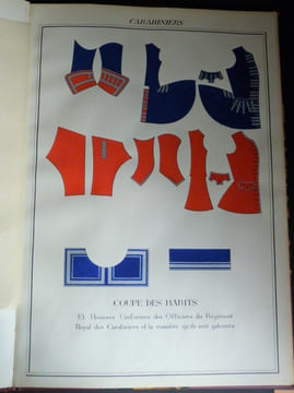 [Uniformes militaires]. Habillement du régiment royal des carabiniers. . [ANONYME]. 