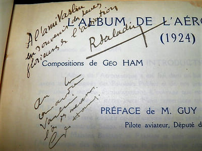 Geo Ham et Raymond Saladin présentent L’Album de l’aéronautique. Ouvrage publié sous le haut patronage du sous-secrétariat d’Etat de l’Aéronautique. 