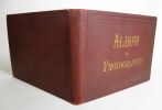 Album de 81 photographies originales de lExposition Universelle de 1900 à Paris.. ANONYME.