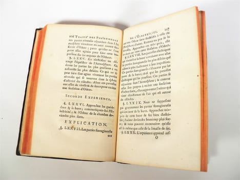 Traité de la cause et des phénomènes de l'électricité. . BOULLANGER, (Nicolas-Antoine).