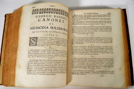 Opera Omnia medico-practica, et anatomica.  . [BAGLIVI, Georgii] BAGLIVI, Georgio.