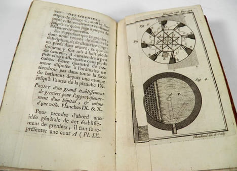Traité de la conservation des grains, et en particulier du froment. . DUHAMEL DU MONCEAU, [Henri-Louis].