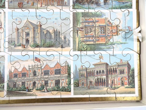 Les Nations en jeu de patience. [JEU PUZZLE - EXPOSITION UNIVERSELLE 1878 - PARIS] . undefined