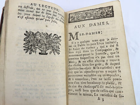 Les Nouveaux Oracles divertissans Où les curieux trouveront Réponce agréable des Demandes les plus divertissantes pour se réjoüir dans les Compagnies. ...