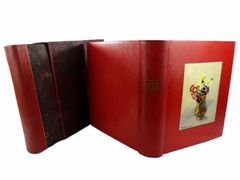 Album Amicorum pour "Tiou" Gas, épouse de René Gas, enrichi de pièces uniques : oeuvres graphiques originales et lettres ou poèmes manuscrits.  par COLLECTIF. 