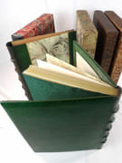 Un Faune. Ouvrage en 4 volumes : MALLARME, Stéphane. L'après-midi d'un faune. / DEBUSSY, Claude. Prélude à l'après-midi d'un faune. / MALLARME, Stéphane. Le Réveil du Faune. / CHARPENTIER, Henry. Gloses ; suivies de : MALLARME, Stéphane. Offrandes à divers du faune.  par MALLARME, Stéphane ; DEBUSSY, Claude ; CHARPENTIER, Henry ; DEMEURISSE, René.  - Image 6