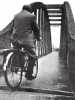 Le Pont à Vélo. Photographie originale. . LOUIS, Christian. 