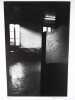 Verre et carrelage. Photographie originale. . LOUIS, Christian. 