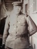 Photographie argentique ancienne représentant un soldat en uniforme, son sabre à la ceinture. JAPON. . [ANONYME]. 