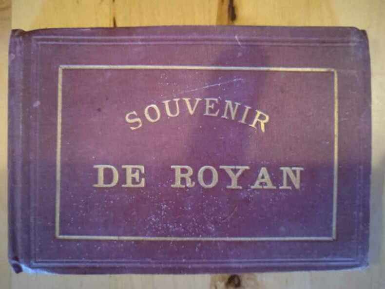 Souvenir de Royan.. Album photo anonyme.