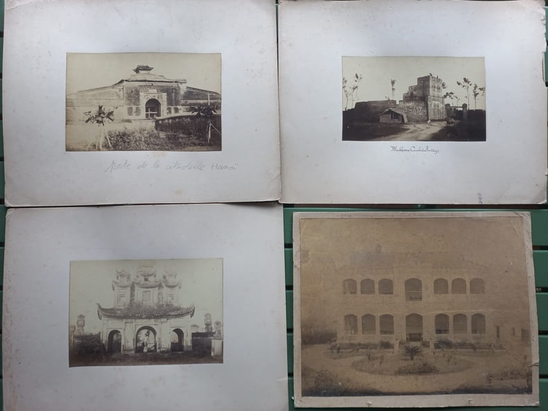 Tonkin. Hano&Iuml;. Lot de 24 tirages photographiques argentiques fin XIXe mont&eacute;s sur cartons avec tampons.+ un tirage anonyme  de la "Maison des fleurs &agrave; ...