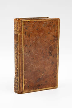 La Henriade, en dix chants, avec la Dissertation sur la mort d'Henri IV.. VOLTAIRE.