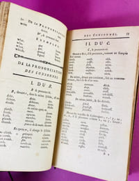 Vraie méthode pour apprendre facilement à parler, à lire et à écrire l'anglois, ou grammaire générale de la langue angloise.