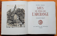 Sous le pied de l'Archange.