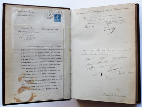 Tables du Point auxiliaire pour trouver rapidement la hauteur et l'azimut estimés, suivies d'un Recueil nouveau de tables nautiques.. SOUILLAGOUËT, F. ...