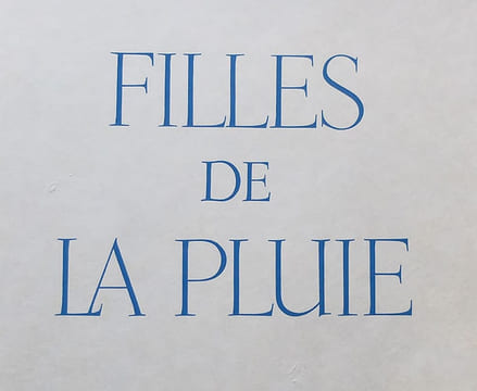 Filles de la Pluie. Scènes de la vie ouessantine.. SAVIGNON, André.