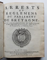 Arrests et Reglemens du Parlement de Bretagne.