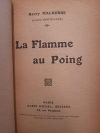 La Flamme au poing