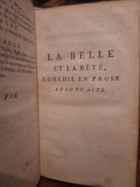 Théâtre à l'usage des jeunes personnes