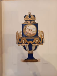 La Porcelaine tendre de Sèvres. 50 planches reproduisant 250 motifs en aquarelle d'après les originaux avec une notice historique