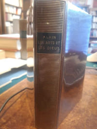 Les Arts et les Dieux