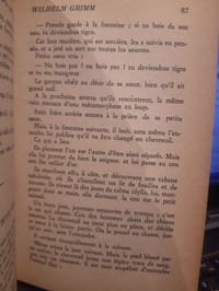 Au jardin des contes célèbres. Cent résumés pour les parents