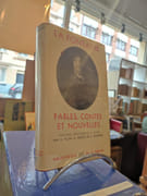Fables, Contes et Nouvelles par La fontaine, Jean de.