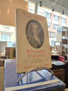 Romans et Contes par Voltaire.