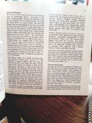 Tribal rugs, an introduction to the weaving of the tribes of Iran par Housego, Jenny. - Image 3