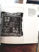 Tribal rugs, an introduction to the weaving of the tribes of Iran par Housego, Jenny. - Image 4