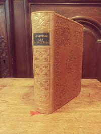 Les caractères ou les moeurs de ce siècle