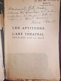 Les aptitudes à l'art théâtral révélées par la main