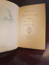 Servitudes et grandeurs militaires