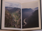 La Route Des Vertiges. Gorges du Tarn, de la Jonte, de la Dourbie.. Brigitte Julien / Jean Schmitt