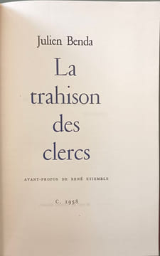 La trahison des clercs avant propos de René Etiemble numéroté 3213. Julien Brenda