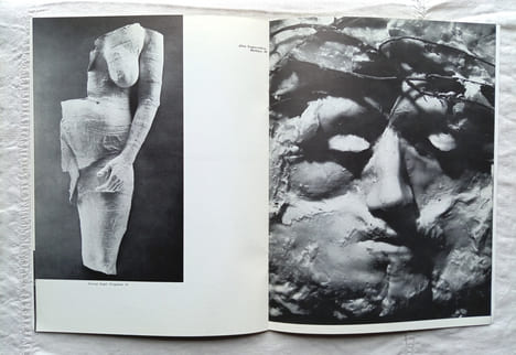 L'Homme et son empreinte, catalogue d'exposition, Imprimerie Serg, 1974, avec des reproductions d'oeuvre de Man Ray / César / Rebeyrolle.... ...