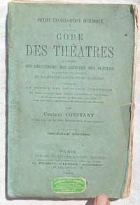 Code des théâtres à l'usage des directeurs, des artistes, des auteurs, des maires... contenant un exposé des principes juridiques, A Durand et Pédone-Lauriel, éditeurs, 1882