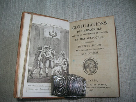 CONJURATIONS DES ESPAGNOLS CONTRE LA REPUBLIQUE DE VENISE ET DES GRACQUES. Précédées de sept discours sur l'usage de l'Histoire.. SAINT-REAL