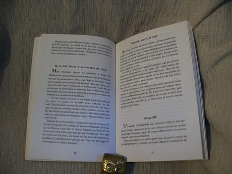 CRIMES ET MYSTERES EN PROVENCE. Tome 1: le Lubéron.. BRUNI René