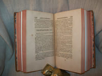 AMUSEMENS PHILOSOPHIQUES SUR DIVERSES PARTIES DES SCIENCES et principalement de la Physique et des Mathématiques.